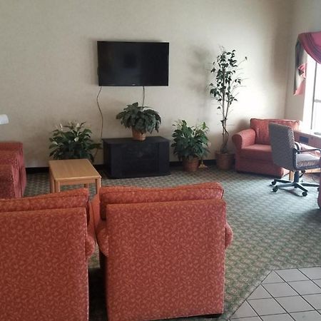 Syracuse Inn And Suites Zewnętrze zdjęcie